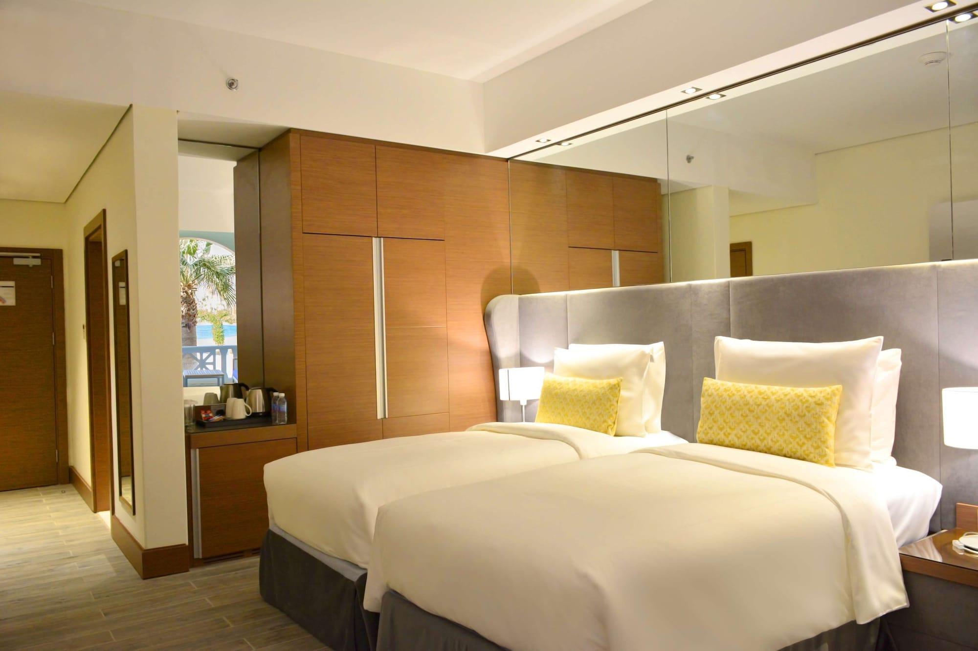 Radisson Blu Resort, Al Khobar Teluk Bulan Sabit Bagian luar foto Deluxe Room