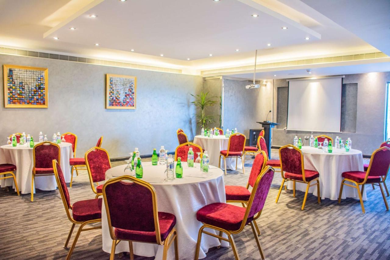 Radisson Blu Resort, Al Khobar Teluk Bulan Sabit Bagian luar foto Meeting room