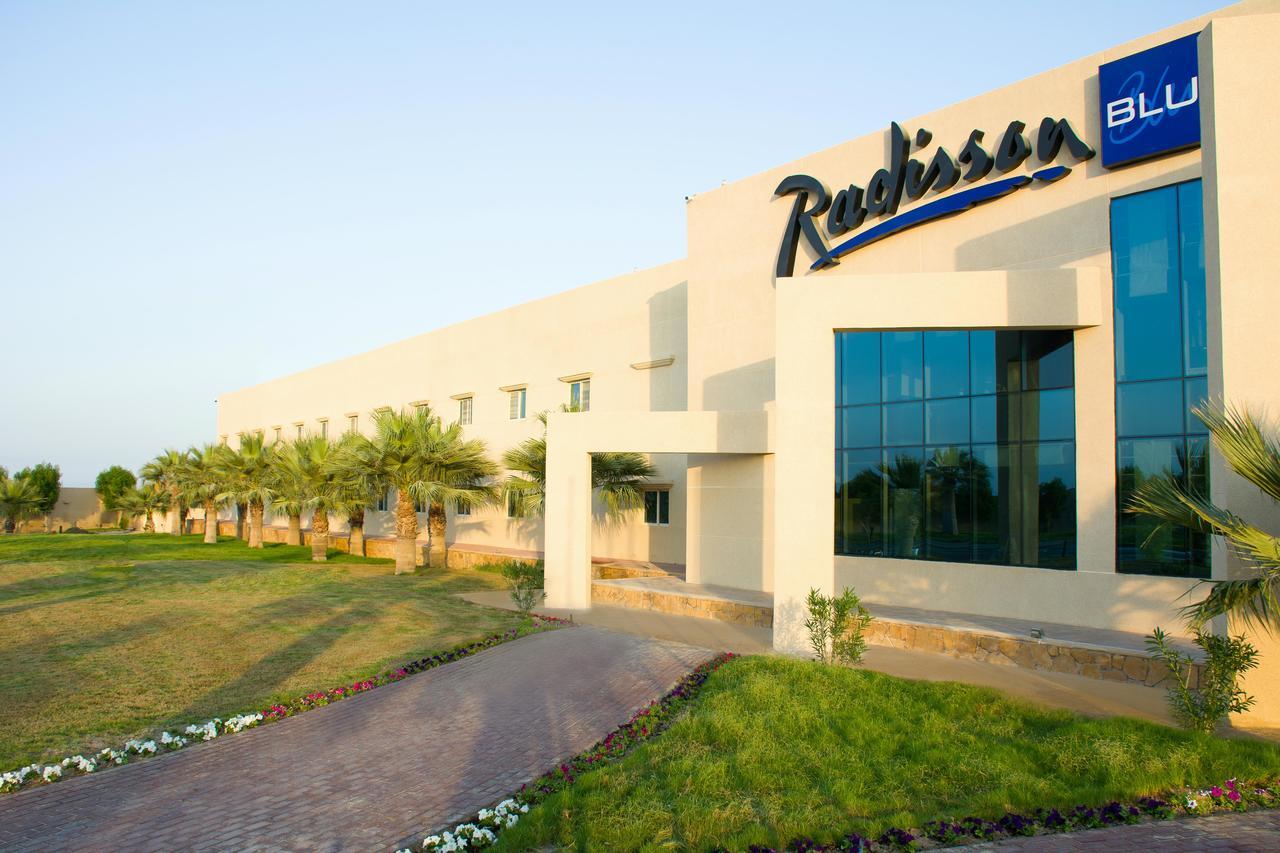 Radisson Blu Resort, Al Khobar Teluk Bulan Sabit Bagian luar foto Radisson Blu Hotel, Riyadh