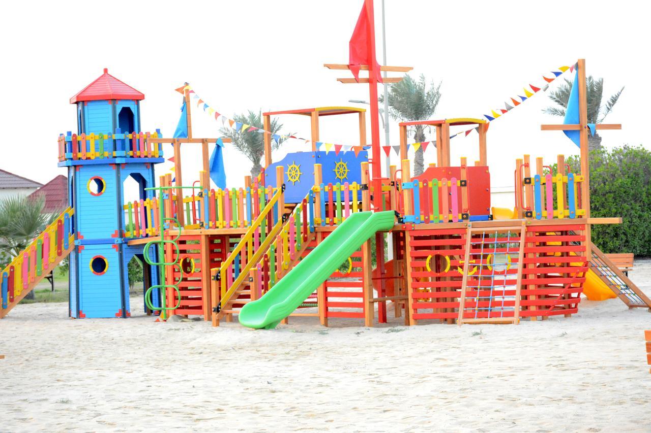 Radisson Blu Resort, Al Khobar Teluk Bulan Sabit Bagian luar foto Playground in Al-Qusaib, Kuwait