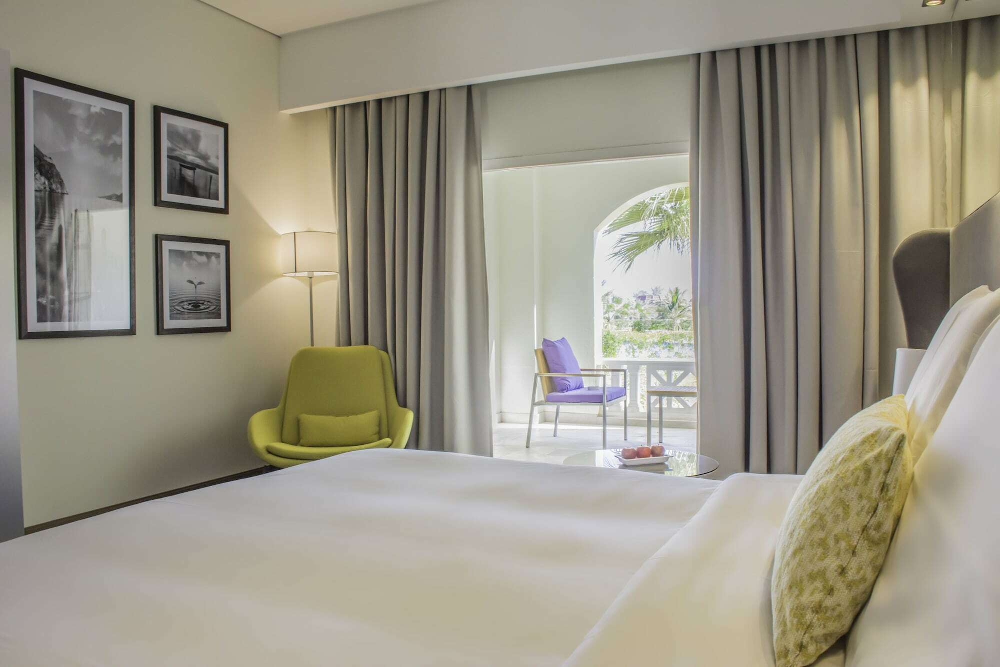 Radisson Blu Resort, Al Khobar Teluk Bulan Sabit Bagian luar foto A room at the hotel