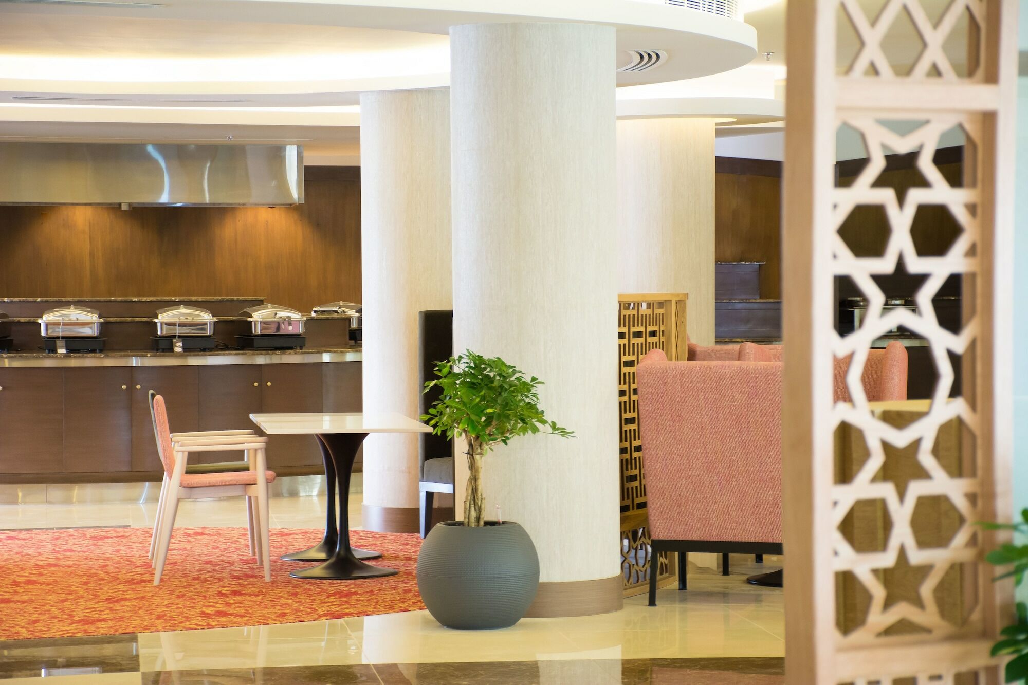 Radisson Blu Resort, Al Khobar Teluk Bulan Sabit Bagian luar foto The lobby of the hotel