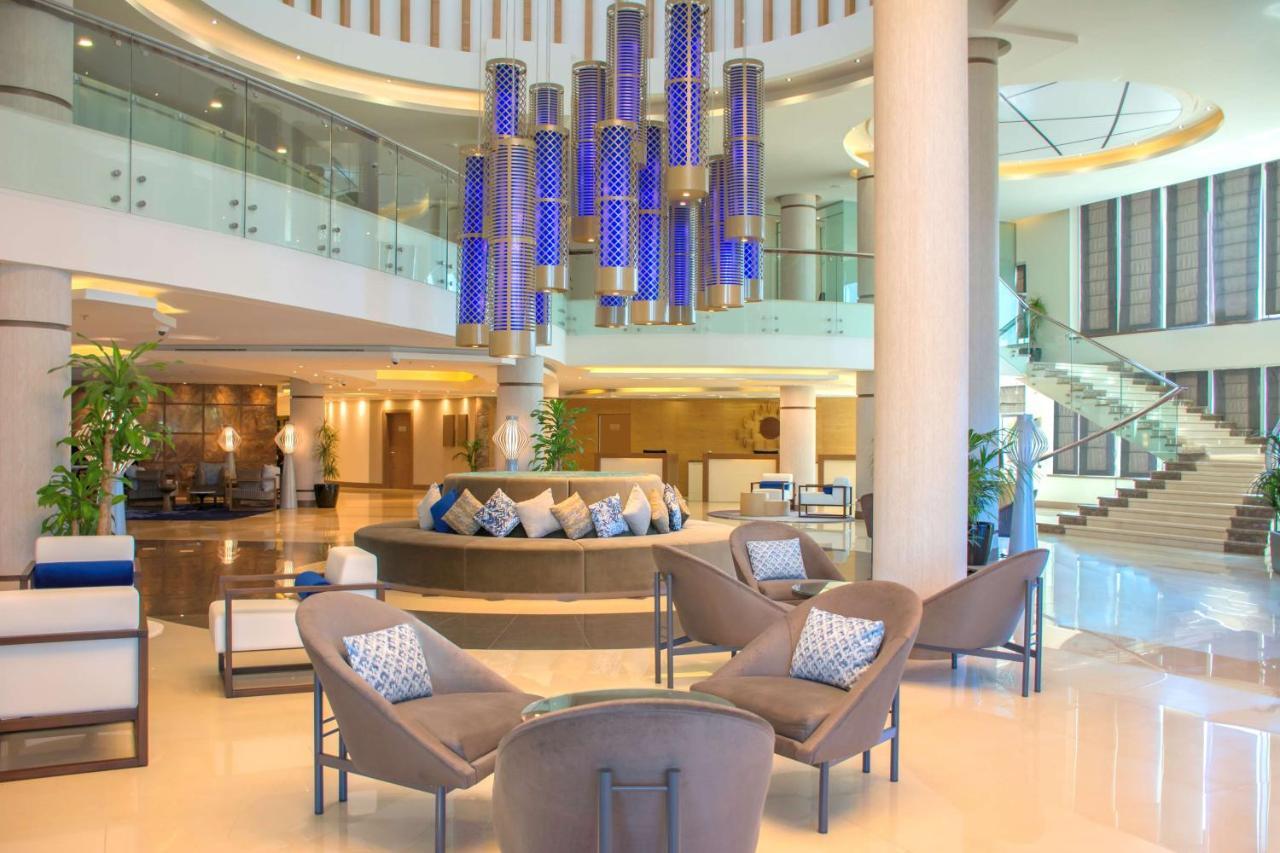 Radisson Blu Resort, Al Khobar Teluk Bulan Sabit Bagian luar foto Lobby